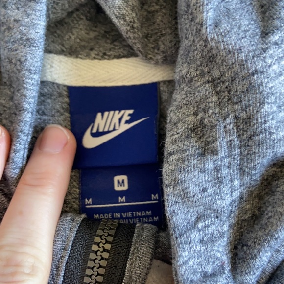 COPY - Nike Zippie with hood - Picture 3 of 7